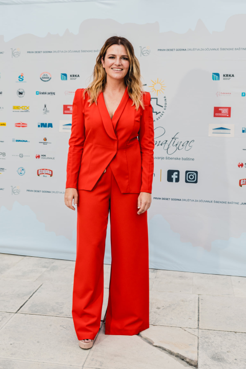 Proslava Društva Juraj Dalmatinac donijela dašak glamura: Birala se najbolja garderoba, poziralo se kao na modnoj pisti