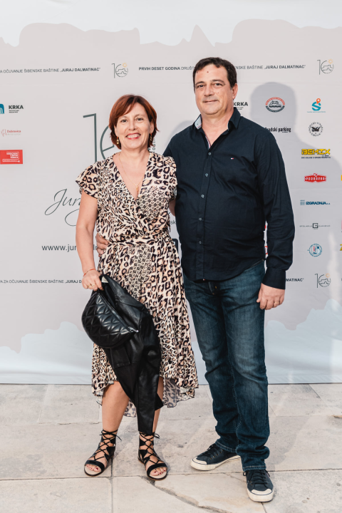 Proslava Društva Juraj Dalmatinac donijela dašak glamura: Birala se najbolja garderoba, poziralo se kao na modnoj pisti