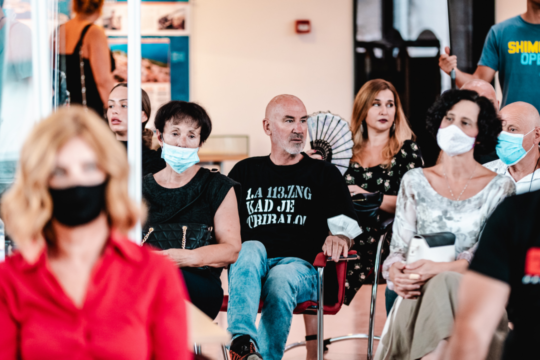 ‘Na braniku sjećanja’ Marine Jurković će vas rasplakati i nasmijati u isto vrijeme: Donosi 50 ratnih priča ljudi koje poznajete