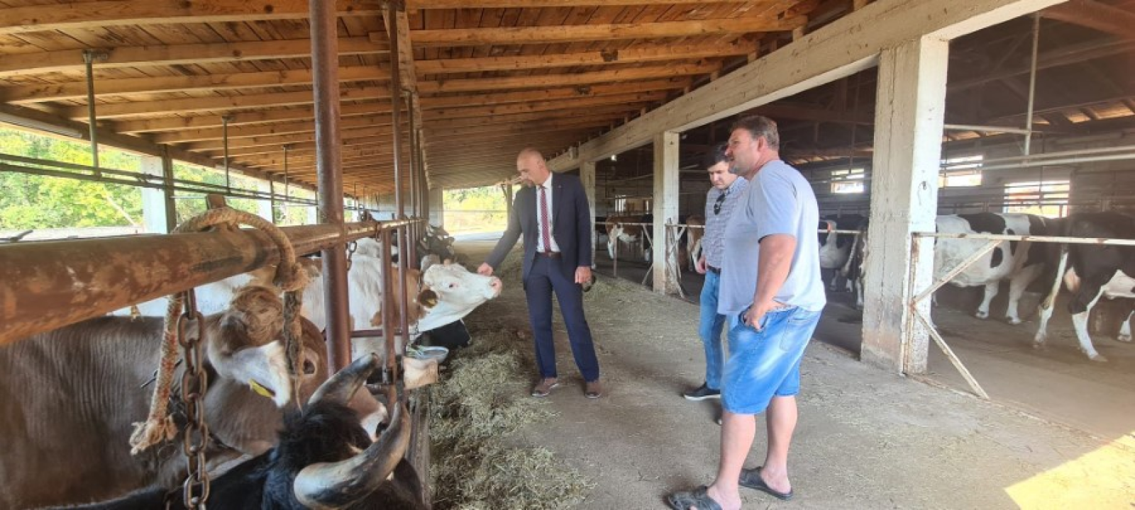 Župan Marko Jelić obišao poljoprivrednike u Biskupiji, Erveniku i Kistanjama 