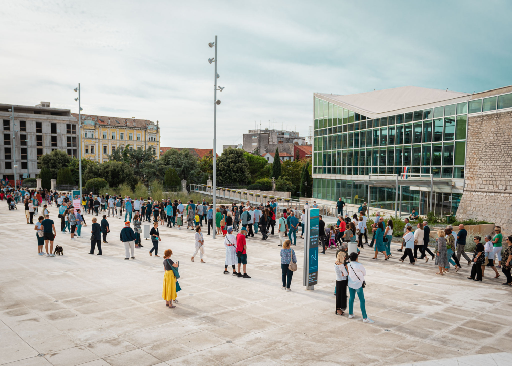 Tradicionalnom procesijom i misom Šibenčani proslavili Dan grada: Donosimo fotogaleriju 
