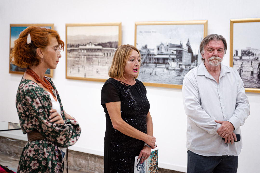  Žene i muškarci prije stotinjak godina morali su se kupati odvojeno, a svi su bili obučeni po posljednjoj čednoj modi