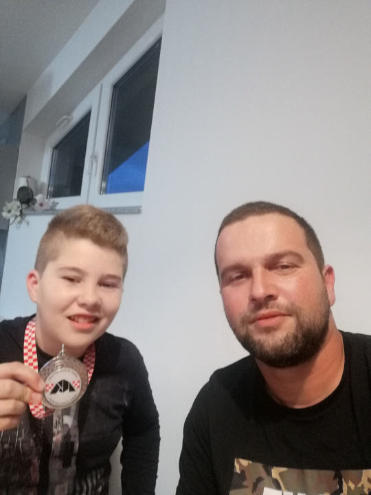 Mali Drnišanin Ilija Sučić u premijernom nastupu postao viceprvak države u karateu