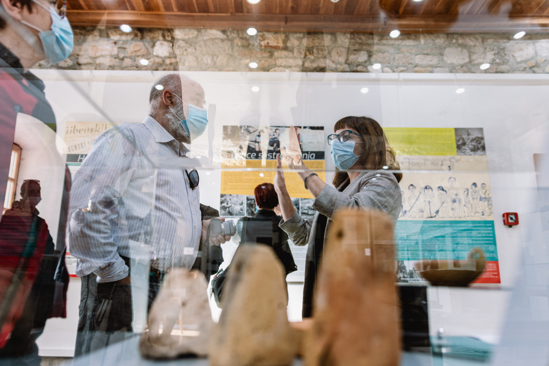 ‘Vlakom prema jugu’: Arheolozi su iz Zagreba vlakom išli do Perkovića pa pješke ili karom do Danila