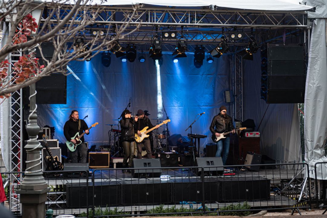 Subota u đardinu: Bang Bang rasplesali adventuriste točno u podne