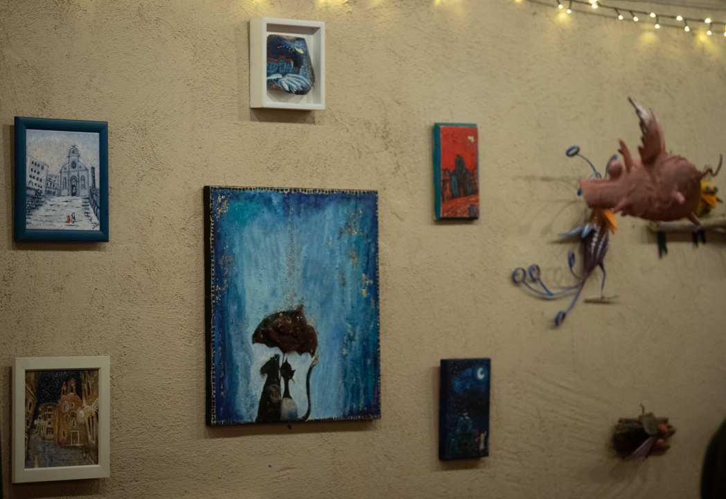 Otvoren Božićni tinel u Azimutu: Prodajna izložba u čarobnom ambijentu