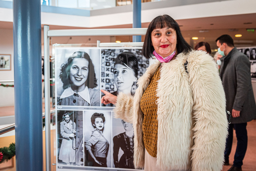 Otvorena izložba fotografija 'Lijepa, ljepša... Šibenčanka' novinara Stanka Ferića: 'Žene su ogledalo duše Šibenika' 