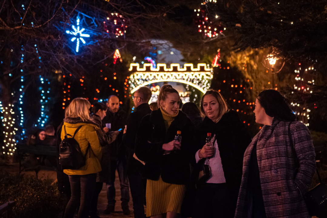 Teke Yeke okupili su se iz dosade, ali u đardinu su bili poprilično zabavni