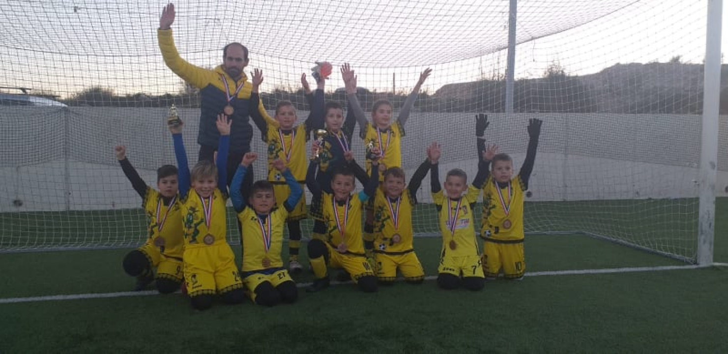 Proteklog tjedna održao se '17. Vodice Cup': Mladi nogometaši HNK Šibenika okitili se zlatnim medaljama 