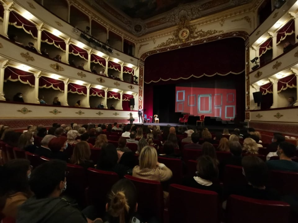 Šibensko kazalište proslavilo 152. rođendan: Zagrebačka 'Gavella'  s ‘Glembajevima’ oduševila publiku