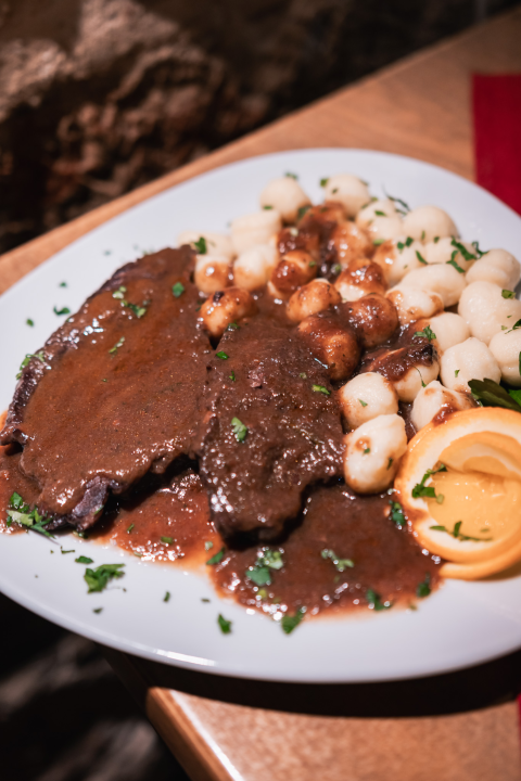 Proslavite Valentinovo za pamćenje uz ukusnu spizu konobe Brošćica! 