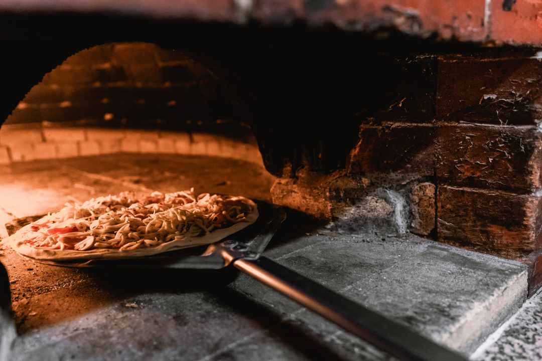 Probajte ukusne pizze nove Pizzerije Atomic na Brodarici! 