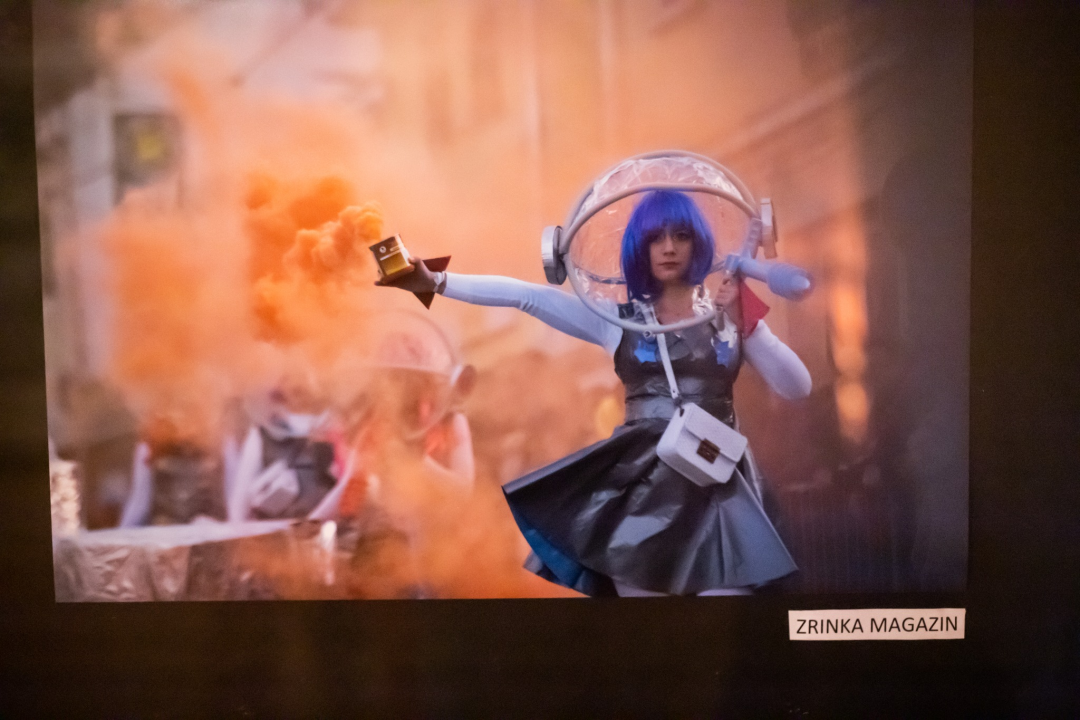 Sinoć u Azimutu otvorena izložba Foto kluba: 'Nadamo se da će se tradicija maškara vratiti u Šibenik'