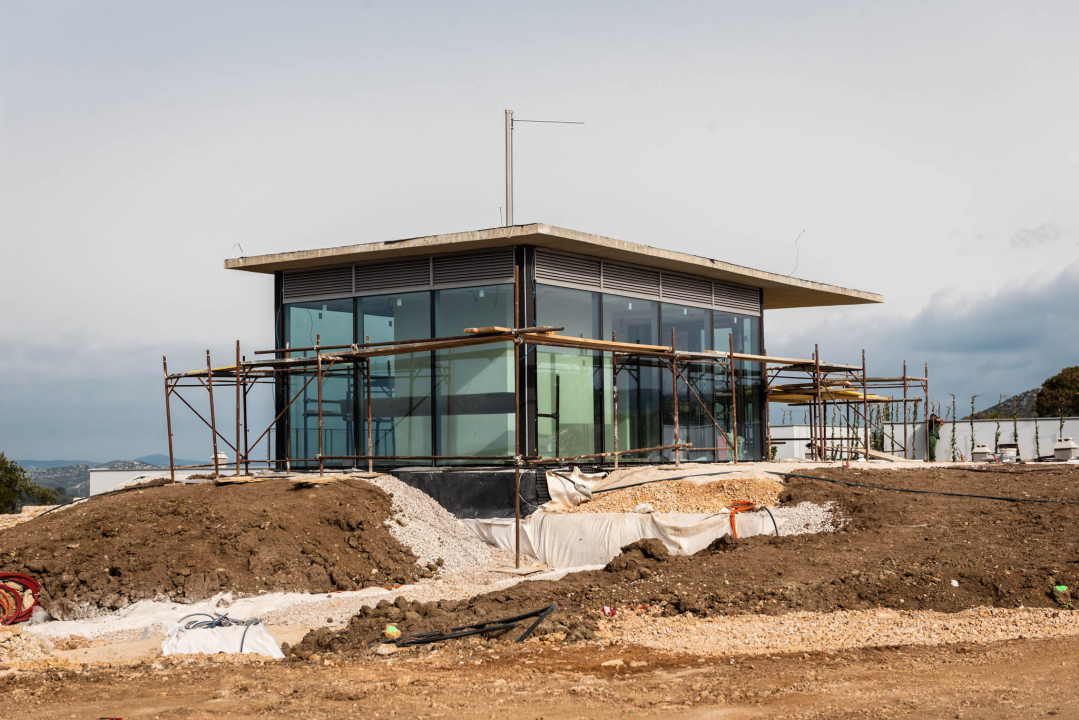 Sv. Ivan u niskom startu: Sređuju se zelene površine, stiže namještaj za dvorane, a uređenje parkinga će pričekati 