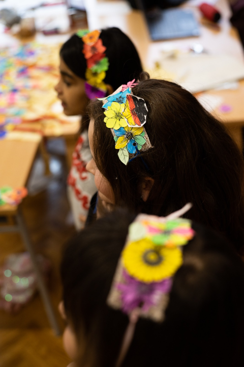 Učenici OŠ Juraj Dalmatinac prikupljaju donacije za Ukrajinu: 'Nadamo se da će ova kutija biti puna do vrha'