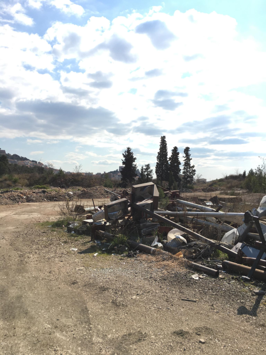 Stara rasvjeta s rive završila na TEF-u okružena tonama građevinskog i drugog otpada!