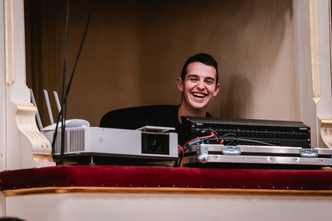 Još večeras u kazalištu pogledajte 'Moju priču' i pomozite Luki Škariću prikupiti novac za operaciju 