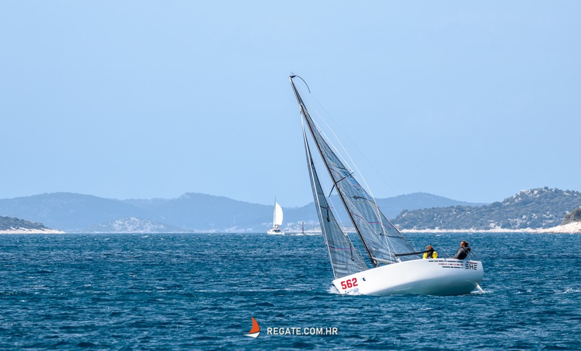 18. Zlarinska regata krstaša: Ukupni pobjednik je posada Gringo 3 iz Zadra