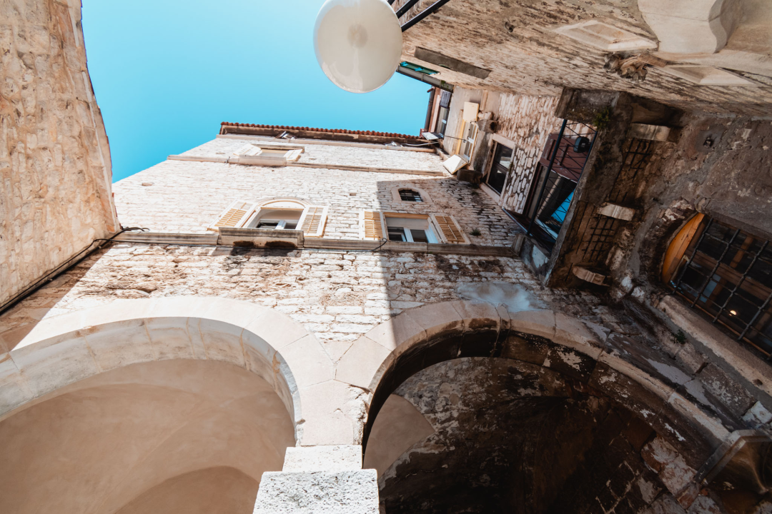 Potpisan sporazum o obnovi kamenog srca Šibenika: Uredit ćemo još 94 portala