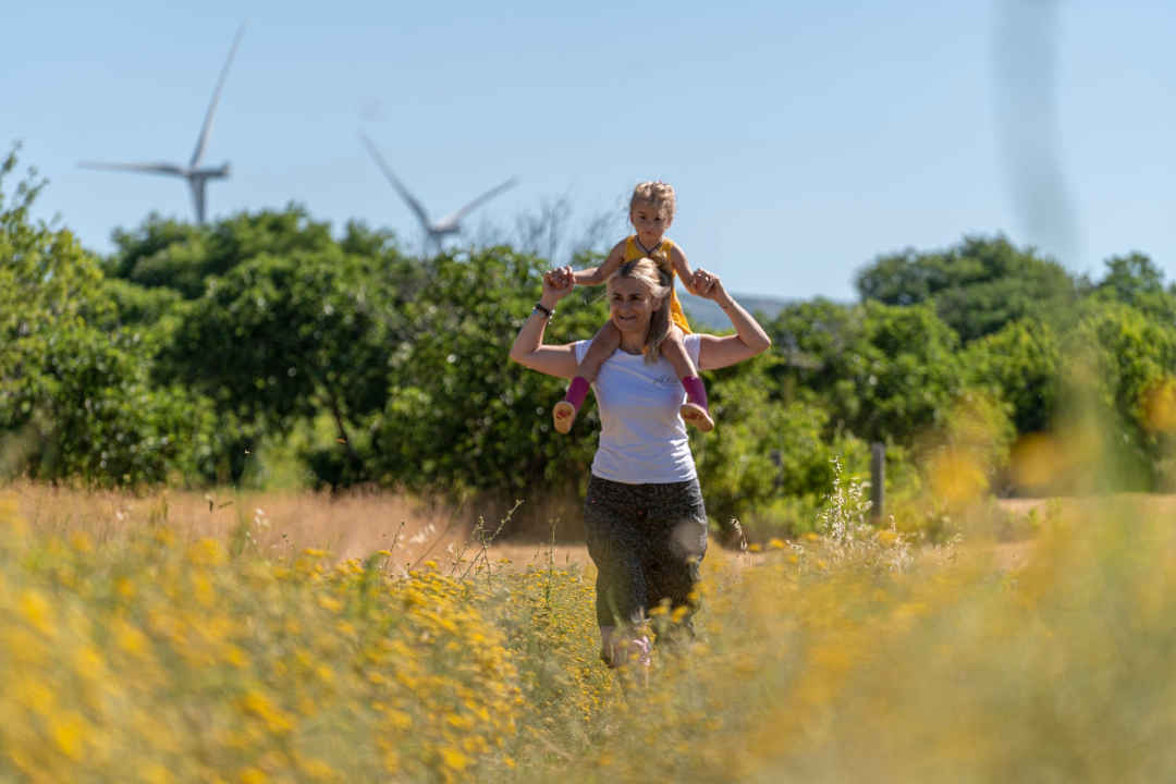 Brankica i suprug Paolo iz Rima preselili u Radučić: 'Odijelo smo zamijenili gumenim čizmama, a uredske poslove motikom'