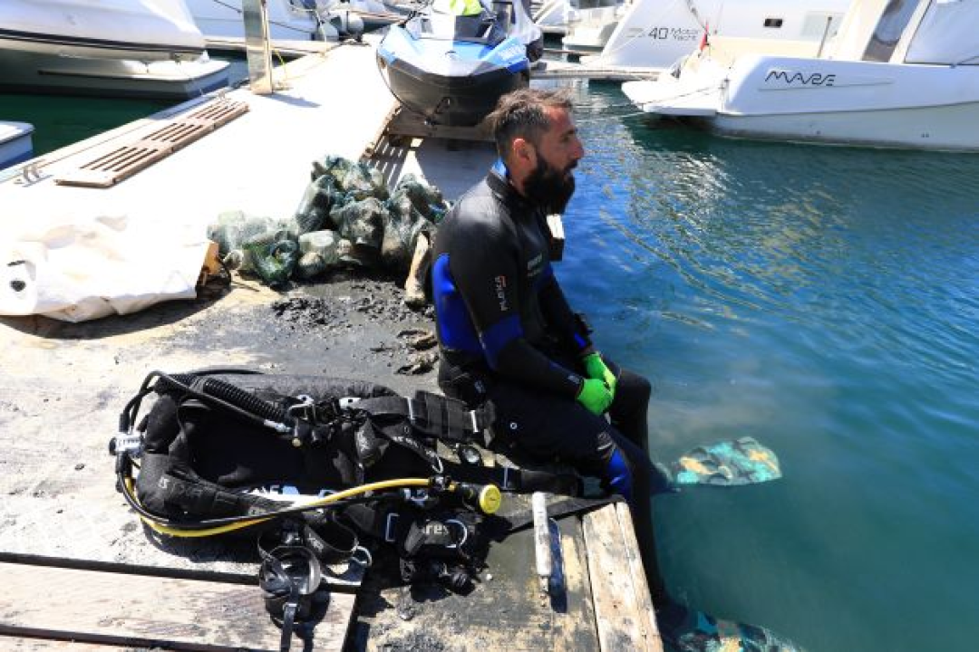 Iz šibenskog podmorja izvučeno 13 kubika smeća
