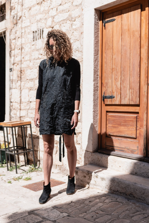 Osvježite svoju garderobu dizajnerskim komadima iz Galerije Juraj Dalmatinac!