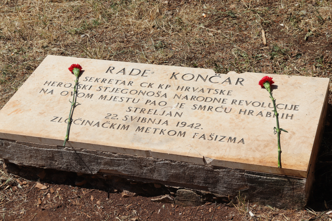 Prošlo je 80 godina od strijeljanja Rade Končara i drugova: U spomen parku položeni vijenci