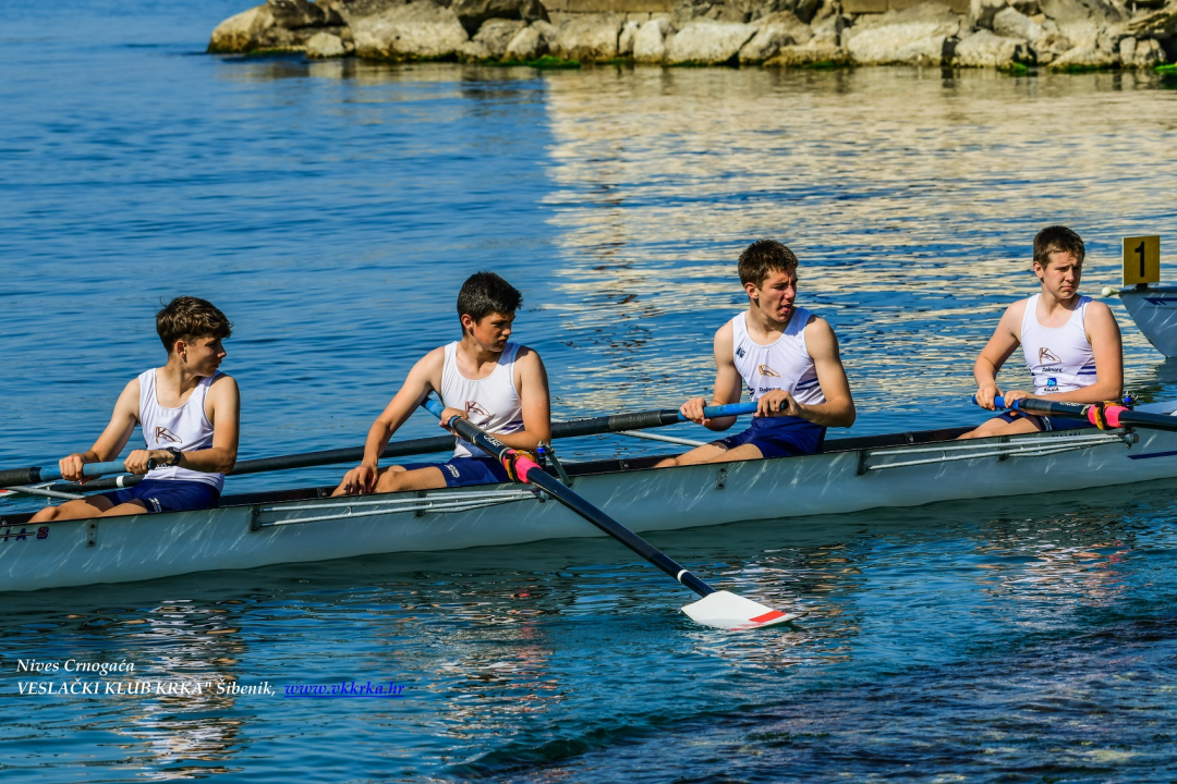 Uspješan vikend: Veslači Krke opet vratove ukrasili medaljama