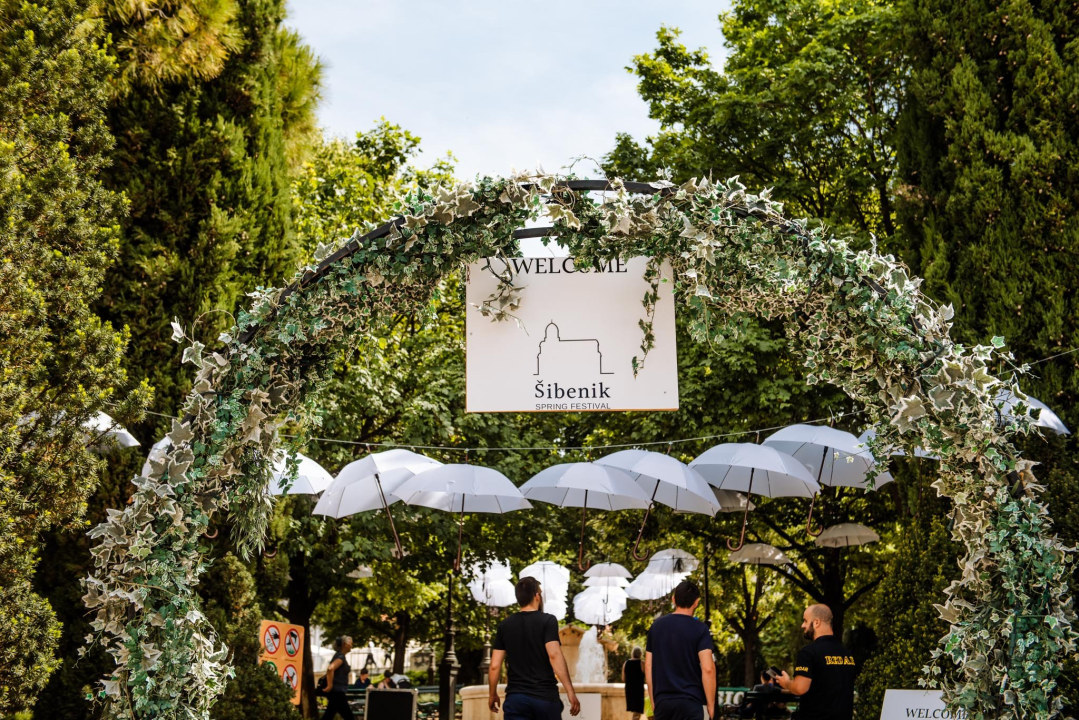 Danas u đardinu počinje 2. Šibenik Spring Festival: Uživajte u street food-u i plesnoj glazbi