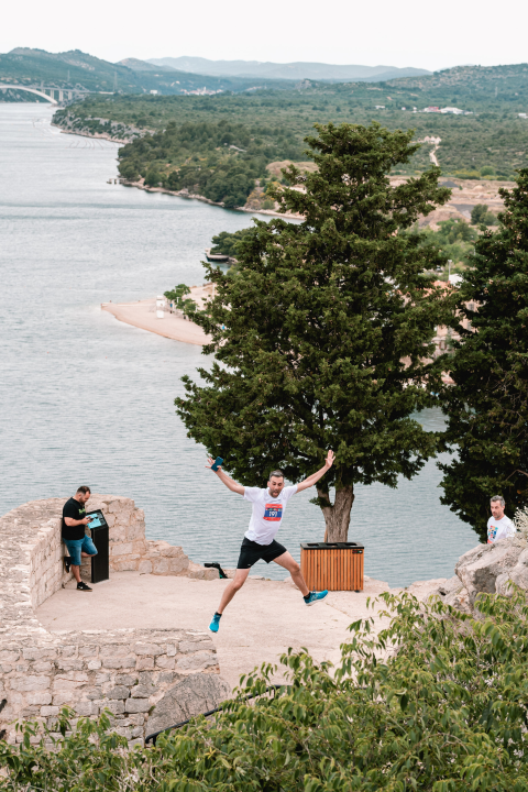 Spektakl u Šibeniku: Pivska milja je bila kao Woodstock, polumaraton završili i brojni Šibenčani