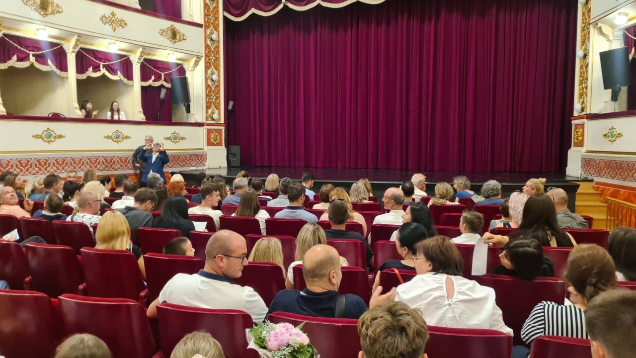 Šibenska Osnovna škola za balet i suvremeni ples proslavila deset godina postojanja