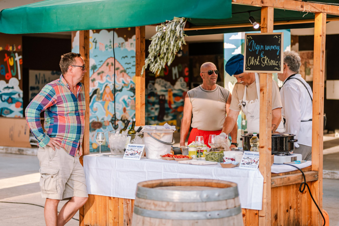 Subotu rezervirajte za manifestaciju Pidoća &amp; Debit se vole!