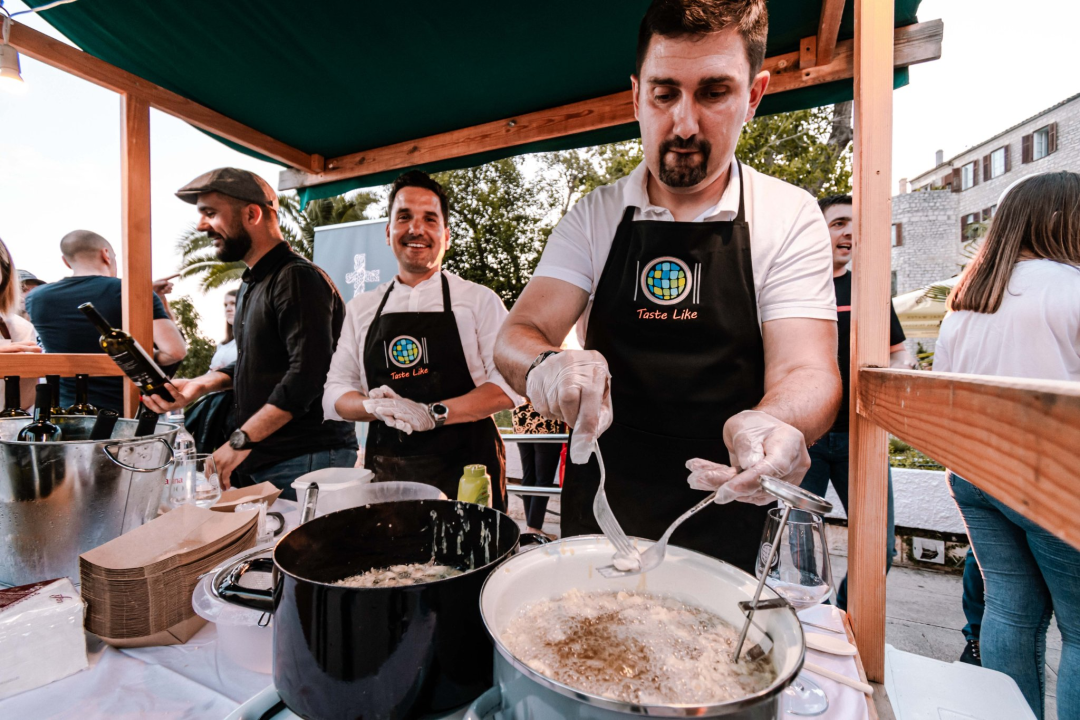Subotu rezervirajte za manifestaciju Pidoća &amp; Debit se vole!