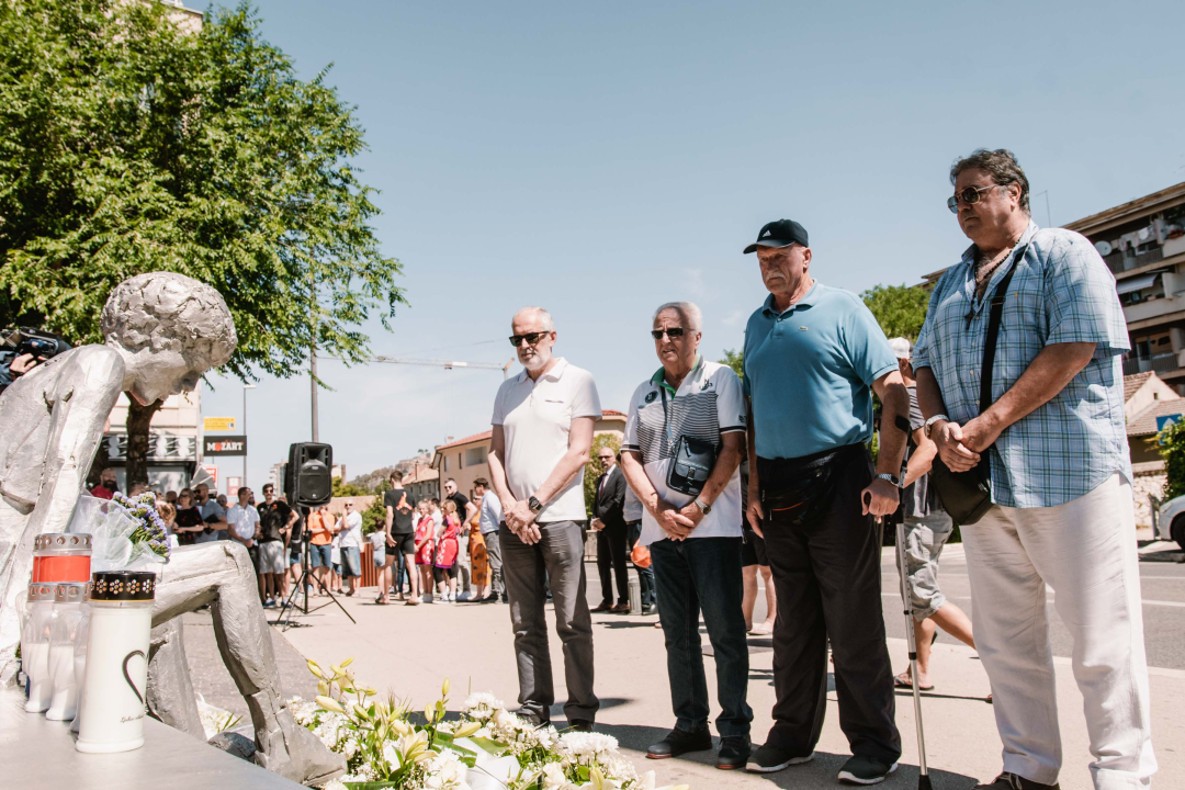 Obilježena 29. godišnjica smrti Dražena Petrovića: 'On je bio veliki igrač, vođa, kapetan i još veći čovjek'  
