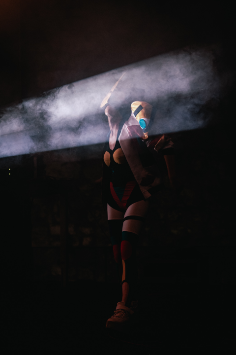 Nema ljubavi u klubu, ljubav je na tvrđavi: Plesnjak za milenijalce uz Buč Kesidi i Nipplepeople