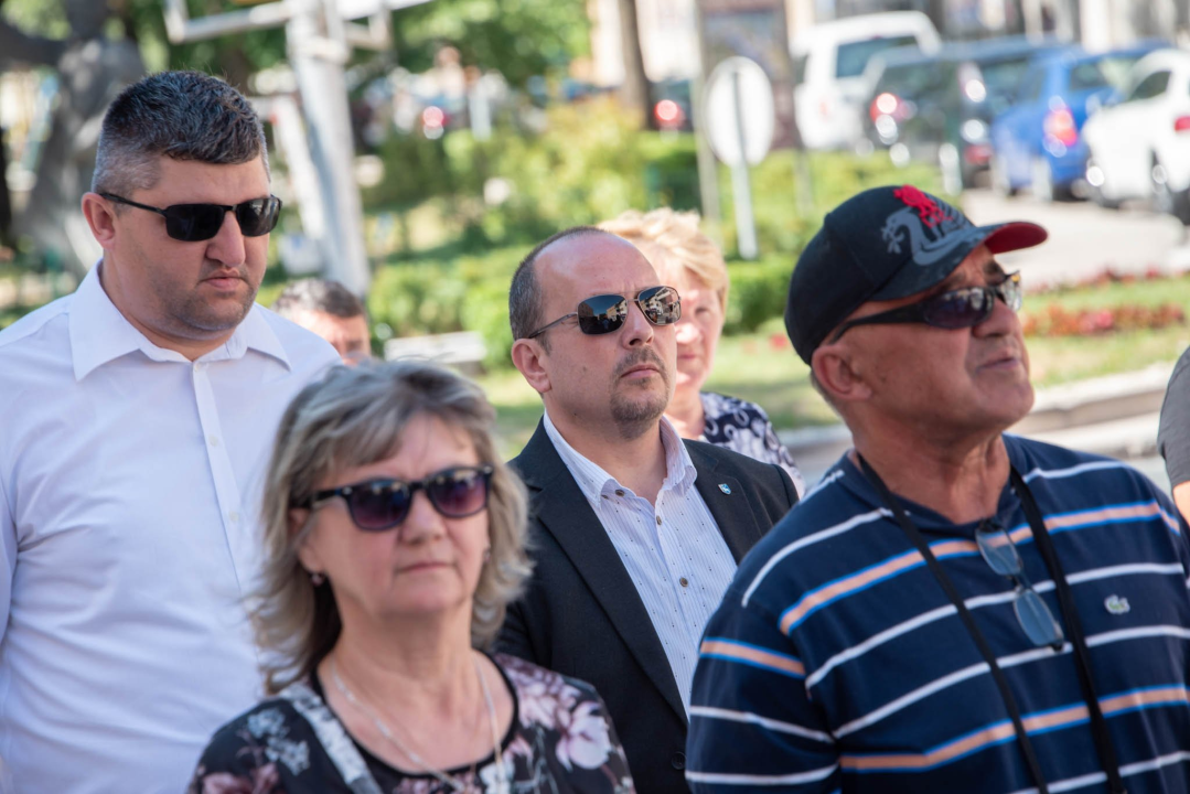 Dan grada Knina i blagdan sv. Ante započeo procesijom, završava koncertom Ivana Zaka