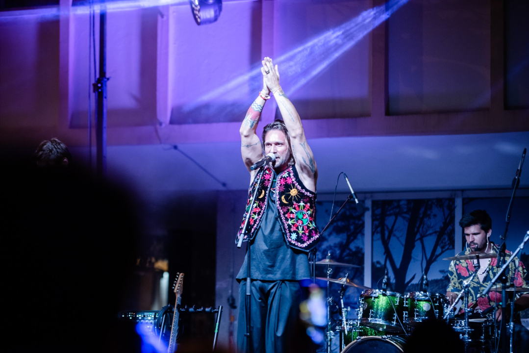 Publika uživala: Luka Nižetić uz svoje hitove napravio sjajnu atmosferu 