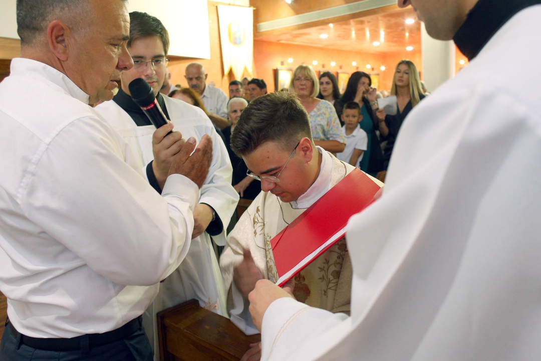 Don Šime Pleadin proslavio mladu misu u crkvi sv. Josipa u Ražinama