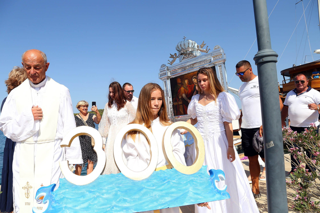 Rogoznica proslavila 300 godina štovanja Gospe od Kapelice