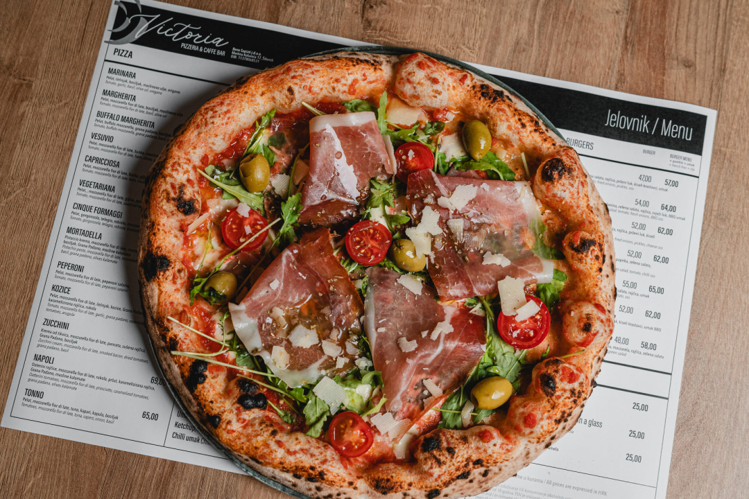 Isprobajte nova jela u ponudi pizzerije & caffe bara Victoria!