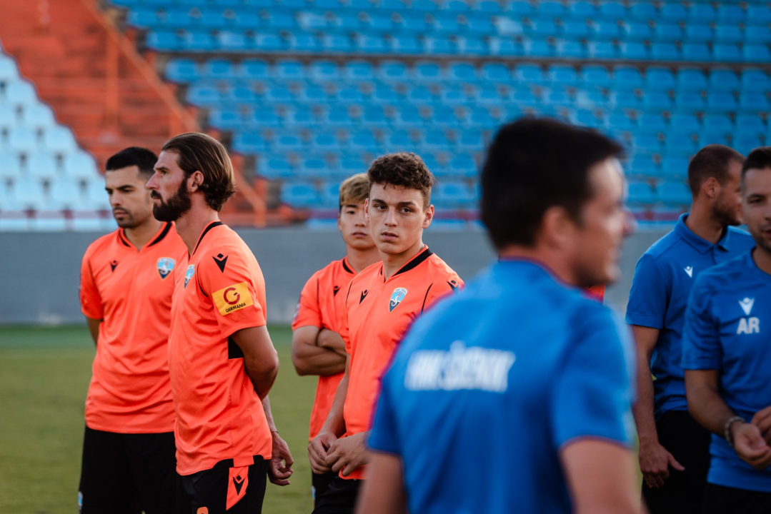 Nogometaši Šibenika odradili fotografiranje uoči subotnjeg starta nove sezone
