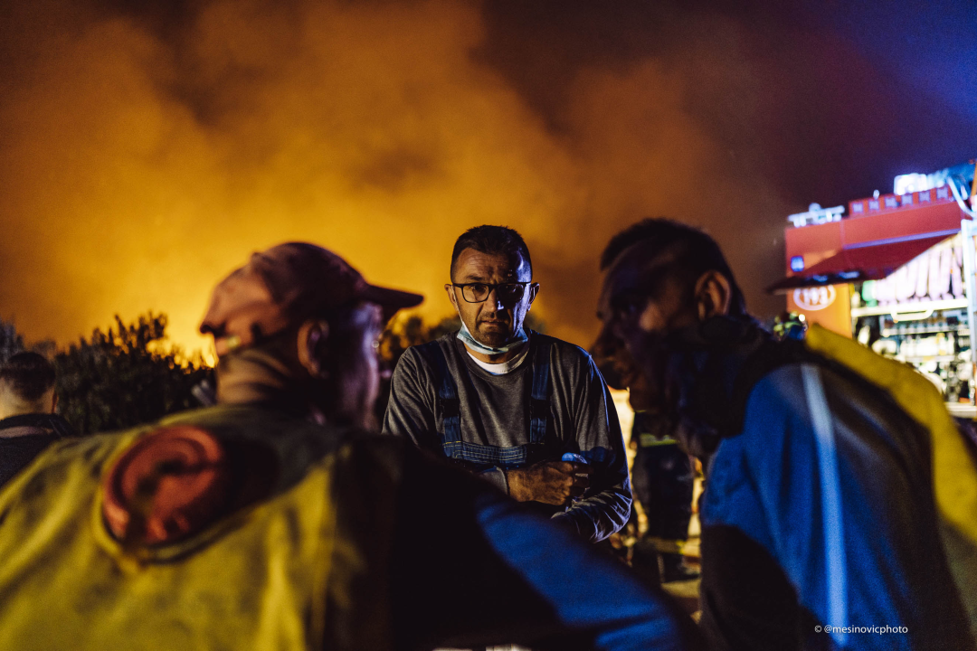 Fotogalerija i video: Bitka s vatrom u Zatonskoj ulici koja spaja Zaton i Benkovačku cestu
