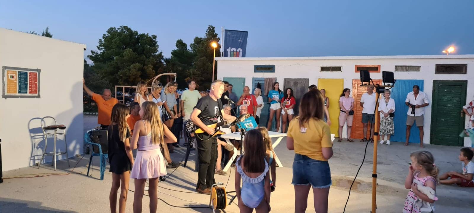 Prvi izbor za Miss kabina u povijesti: Ona korisnika Ivana Livića najljepša je na Jadriji 