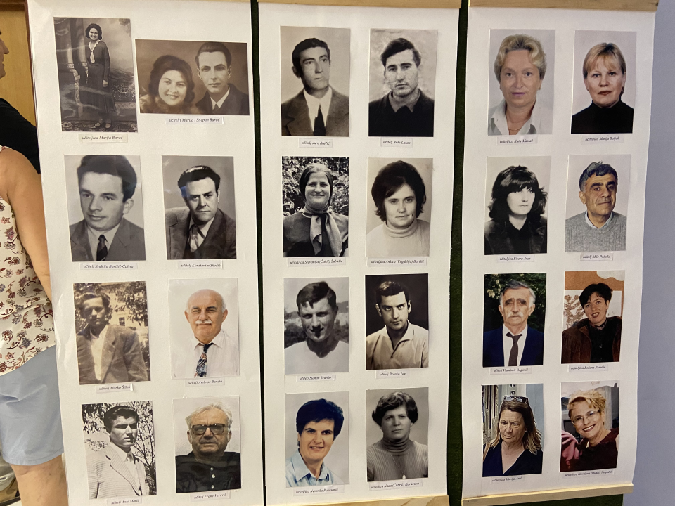 Priprema se knjiga o školi u Rupama, a u subotu je otvorena i izložba na tu temu