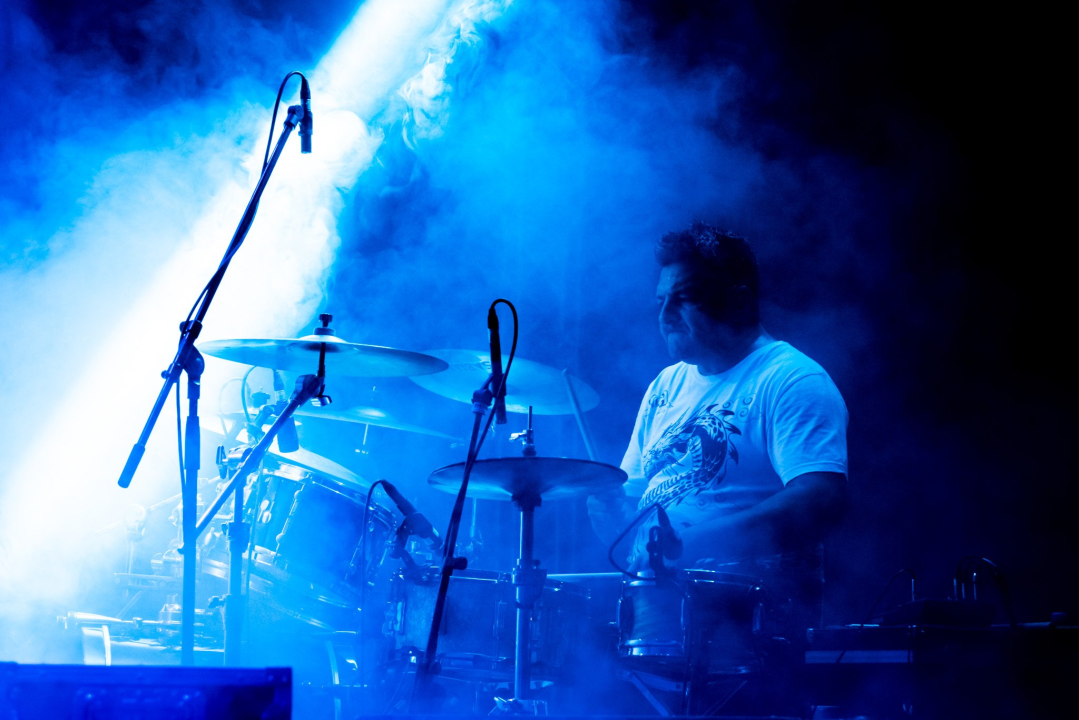 Tony Cetinski u Šibeniku predstavio novi izgled i usput oduševio publiku