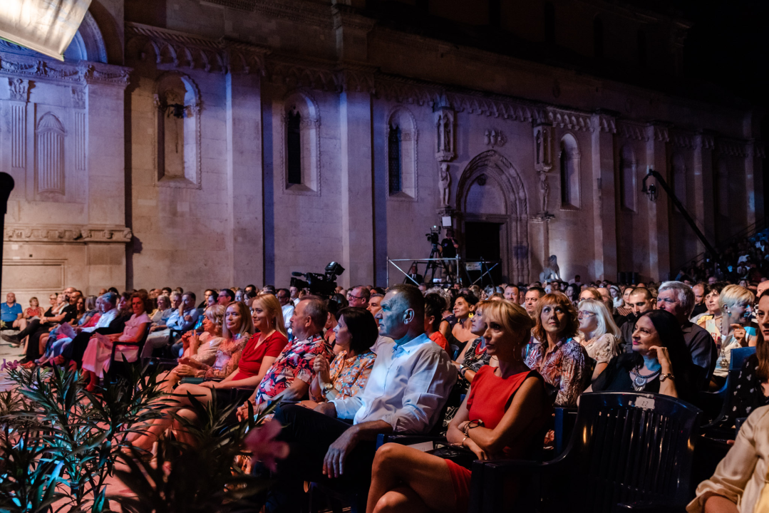 Dok žiri bira pobjednike i dok se zbrajaju glasovi publike, pogledajte fotografije svih izvođača 25. Šansone