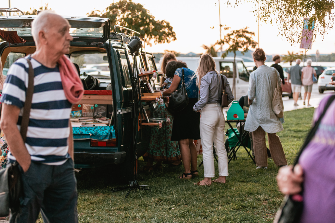 Svijet je na tri dana došao u Šibenik: Ispred Azimuta poslušajte zanimljiva putopisna predavanja!