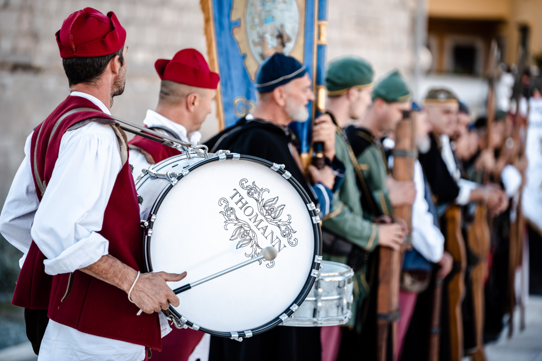 Mačevanjem povijesnih postrojbi na Poljani počela 'Opsada Šibenika 1647.' 