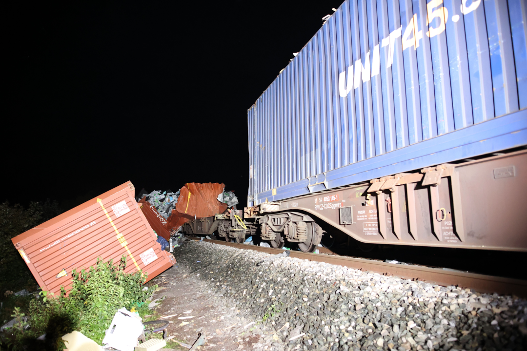 Plenković: Tri smrtno stradale i 11 ozlijeđenih osoba u željezničkoj nesreći 