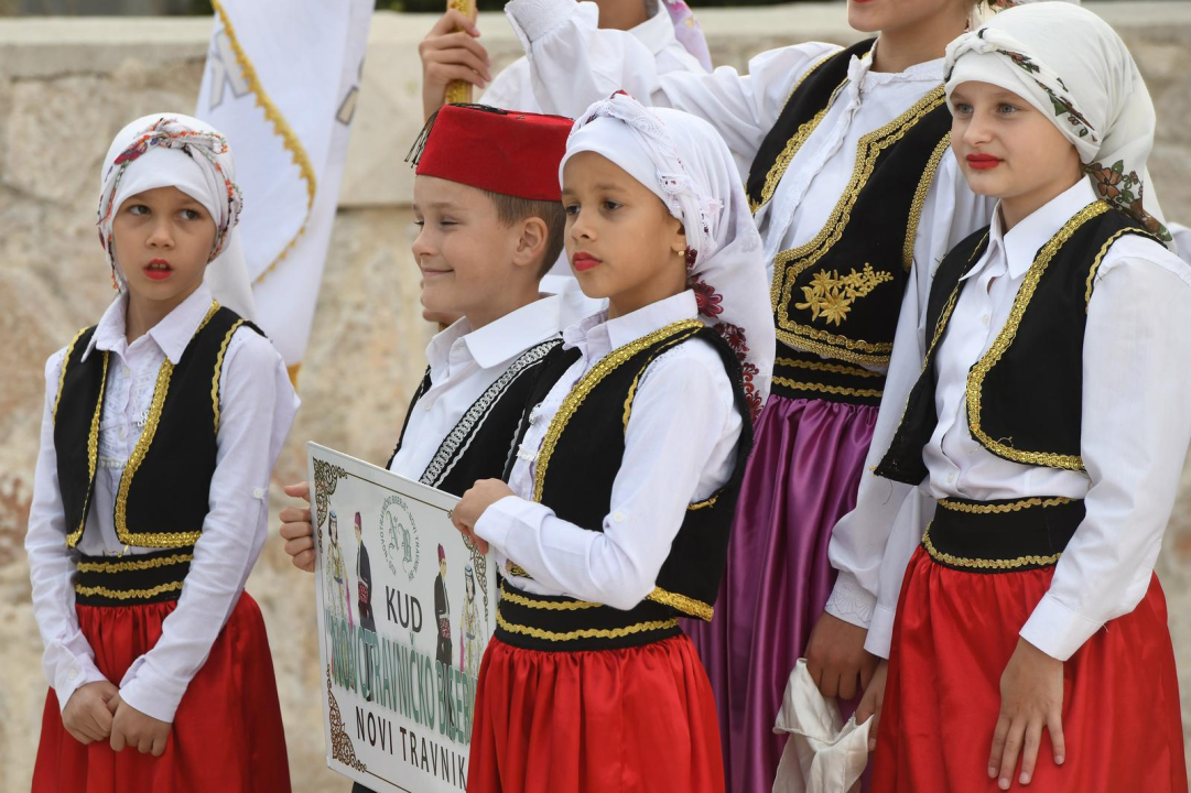 Šibenik ugostio malene folkloraše, njih čak 367